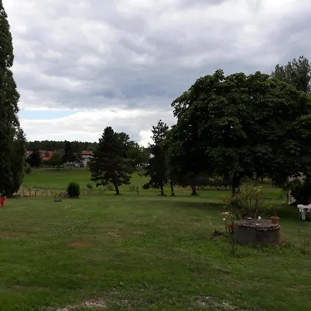 فندق مبيت وإفطار La Girafe Bleue Lunas (Dordogne)