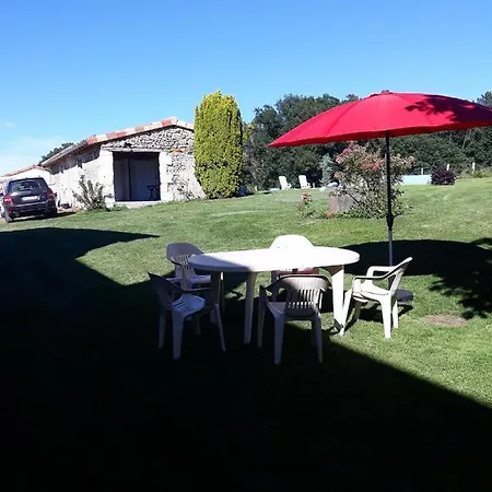 La Girafe Bleue فندق مبيت وإفطار Lunas (Dordogne)